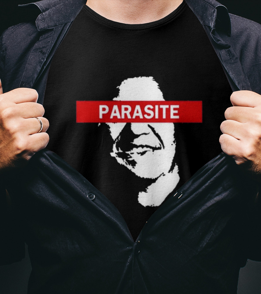 Nabunturanguy Davaomigrant Parasite Face Red Bar Iconic T-Shirt