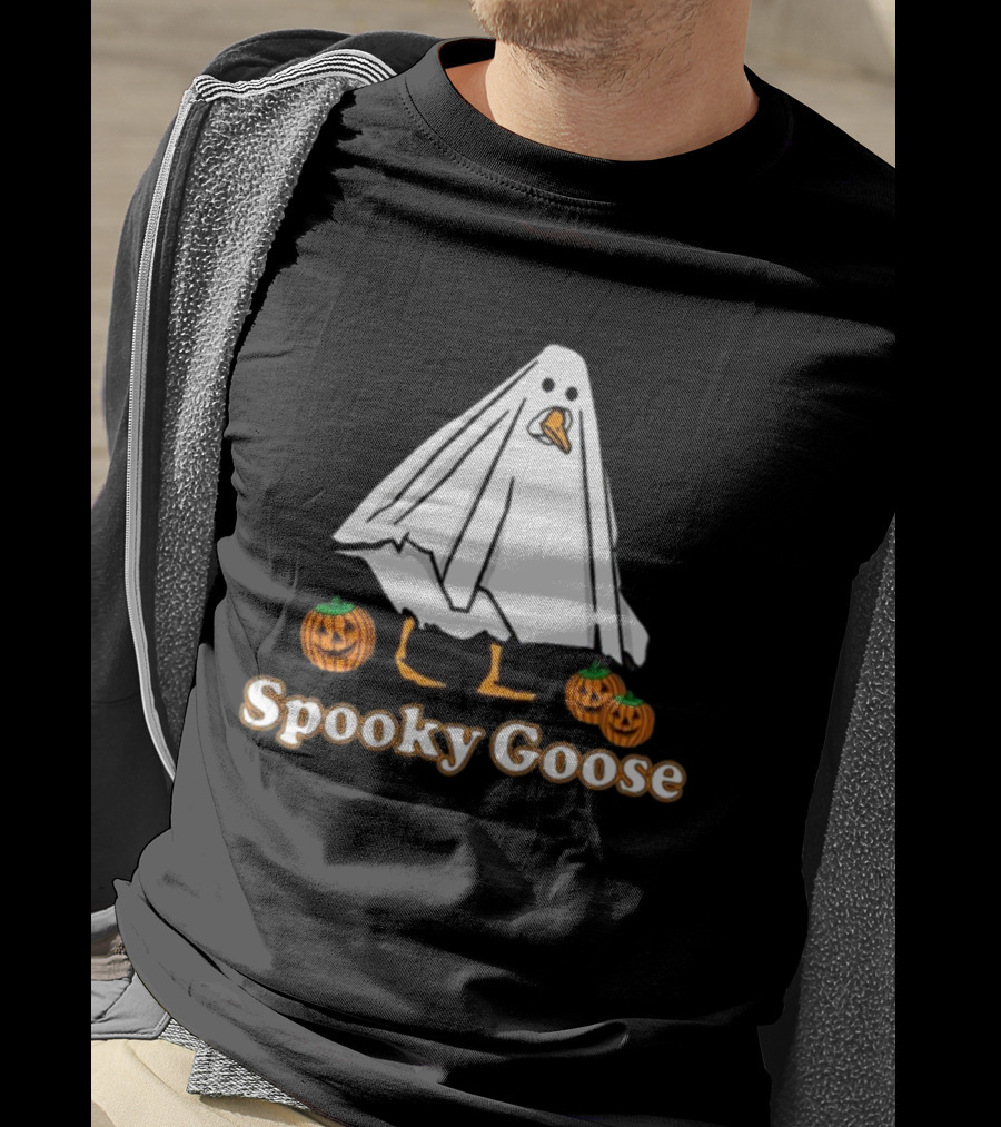 Spooky Goose Ghost Costume With Pumpkins T-Shirt