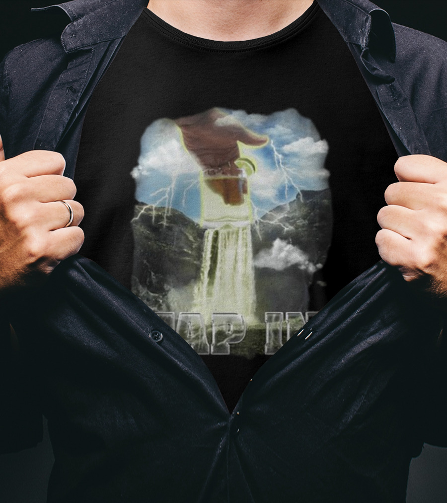 Heatdaddy Tap In Waterfall Mug Lightning Sky T-Shirt