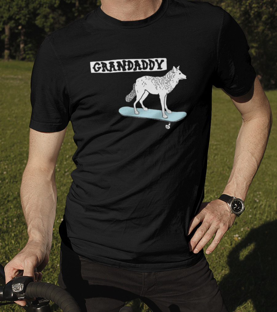 Grandaddy Wolf On Skateboard Blu Wav T-Shirt