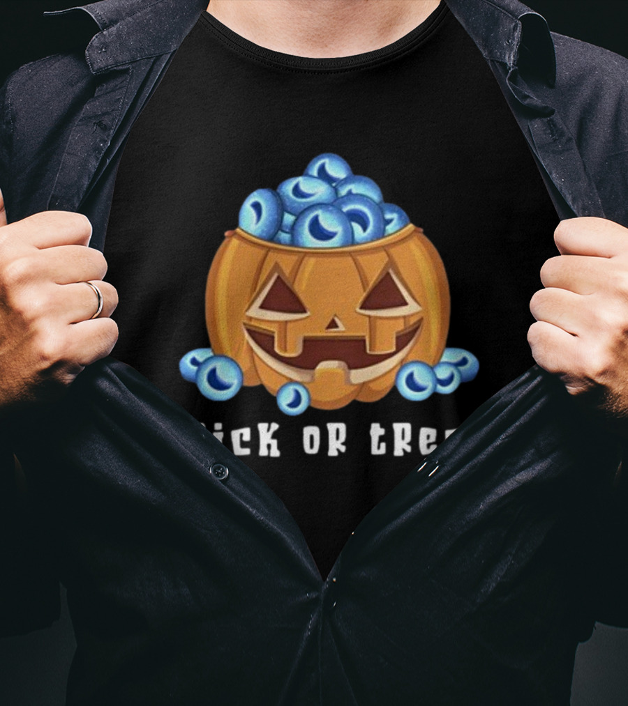 Trick Or Treat Pumpkin Candy Eyes Halloween T-Shirt