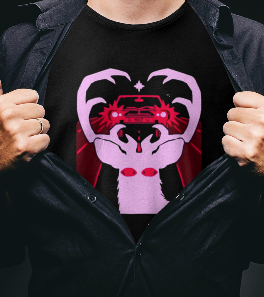 Eyes On The Back Of My Head Stagsbane Pink Deer Antlers Car Red Taillights T-Shirt