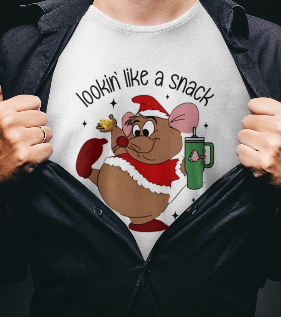 Lookin’ Like A Snack Santa Mouse Holiday Treat T-Shirt