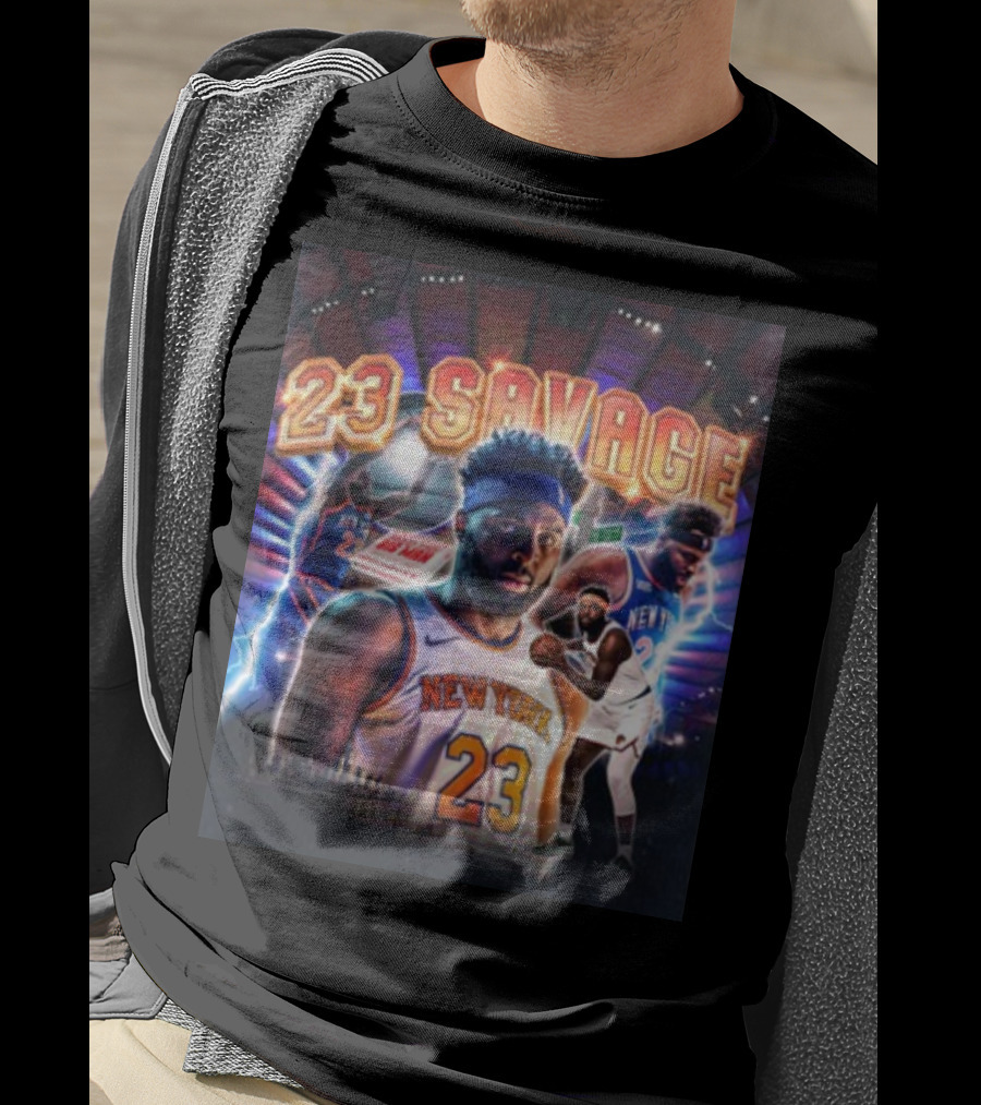 New York Knicks 23 Savage Mitchell Robinson Stadium Lightning Background T-Shirt