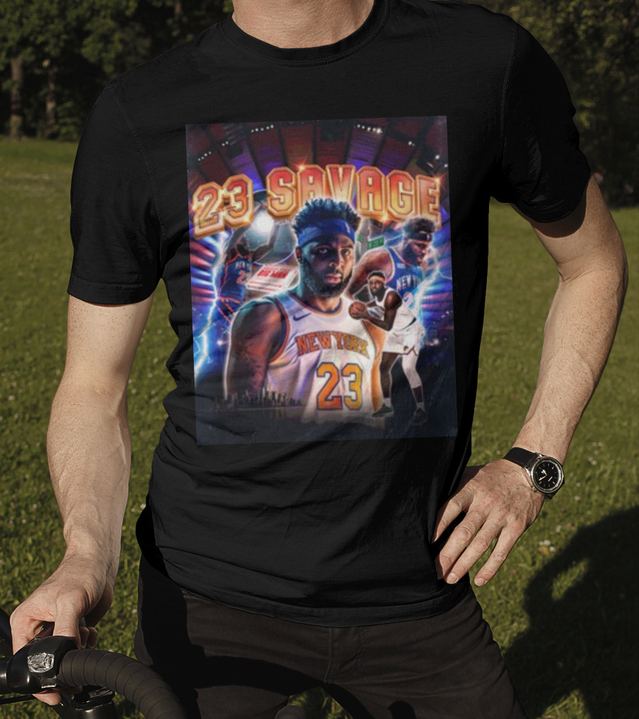 New York Knicks 23 Savage Mitchell Robinson Stadium Lightning Background T-Shirt
