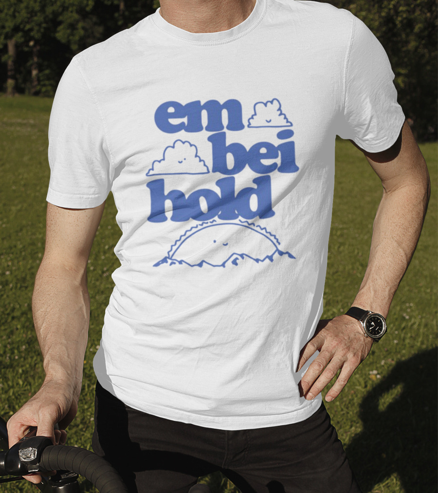 Embeihold Happy Clouds Em Beihold T-Shirt