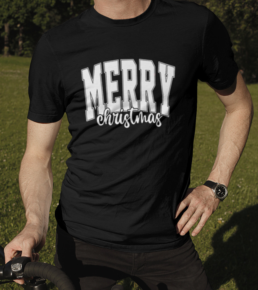 Merry Christmas Simple Classic Bold Festive Text T-Shirt