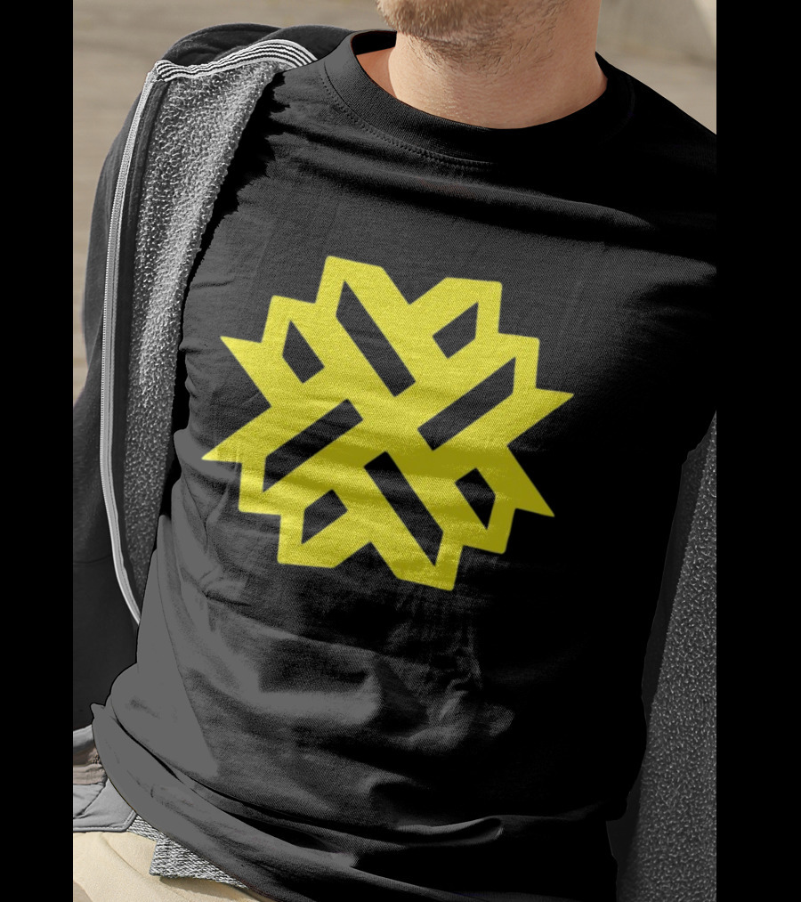 Naturewalkstudio Geometric Yellow Emblem T-Shirt