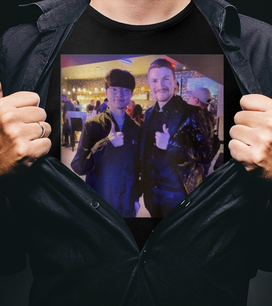 Fabian Mallant With Faker Thumbs Up Photo T-Shirt