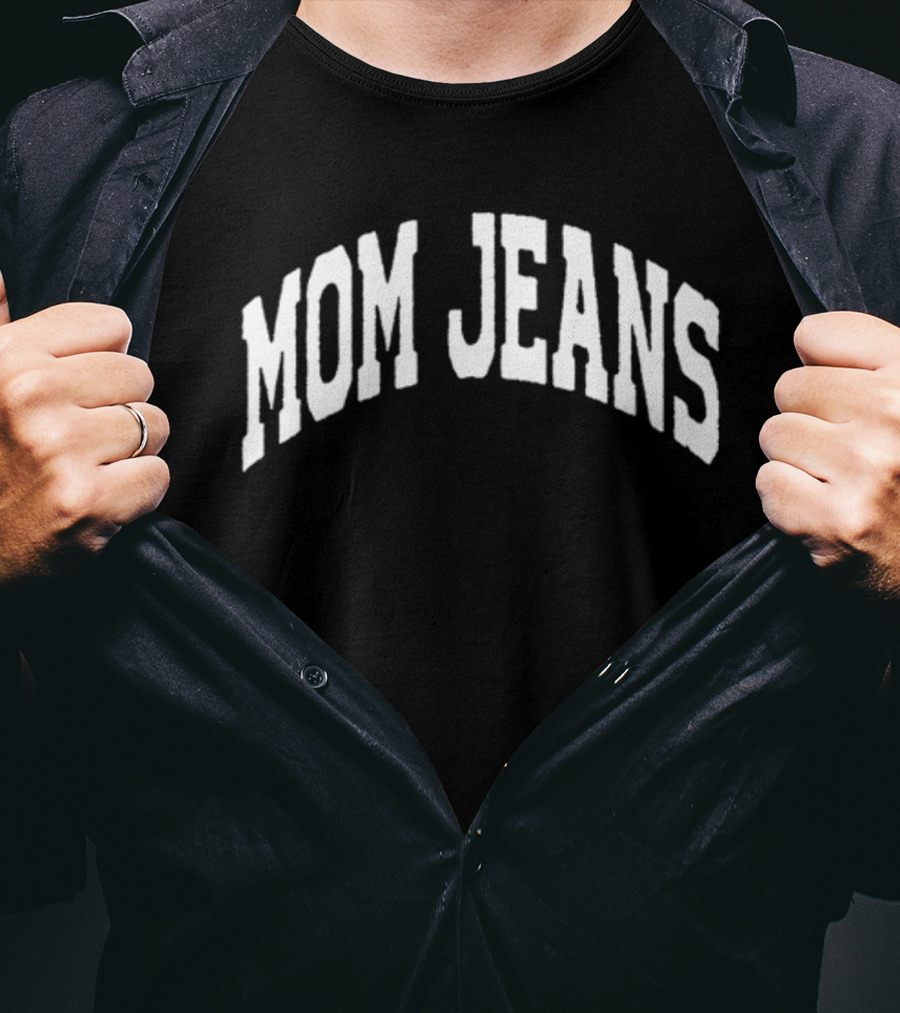 Mom Jeans Arch T-Shirt