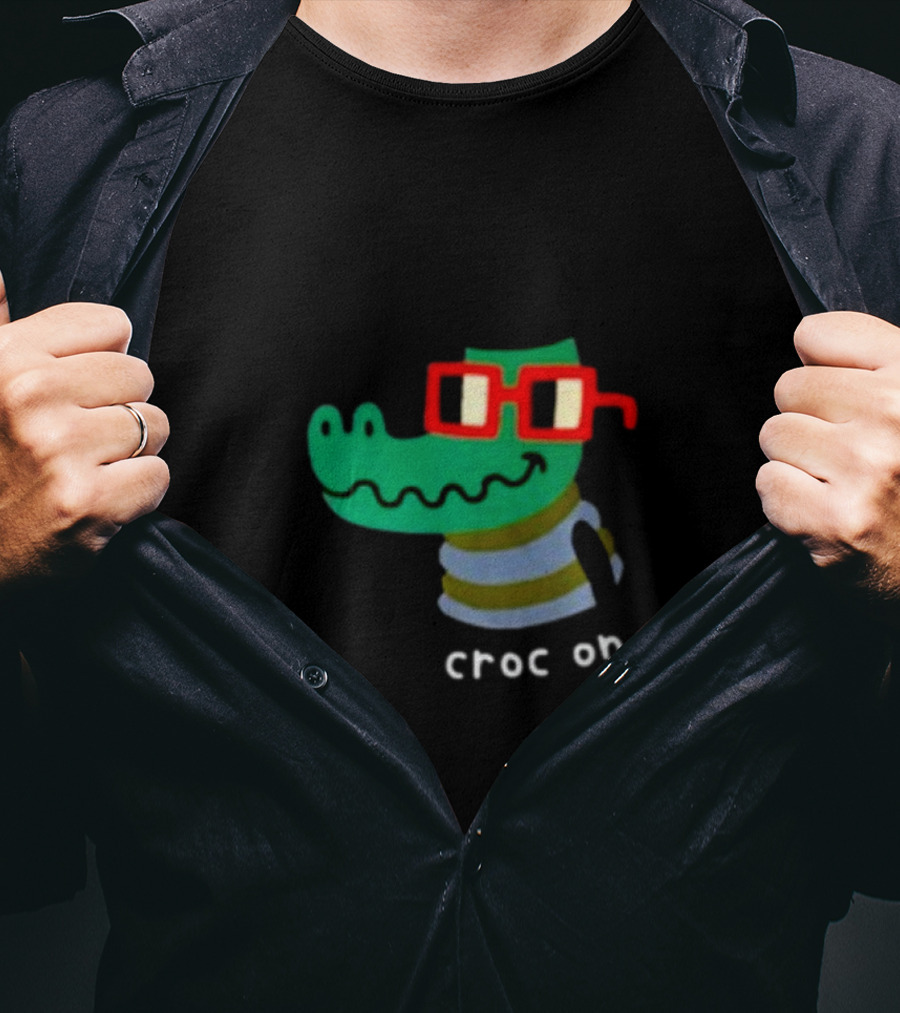 Jarmen43 Croc On Alligator With Red Glasses And Black Hat T-Shirt