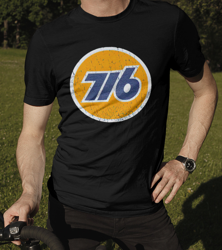 Pumped Up 716 Retro Sports Number Circle T-Shirt