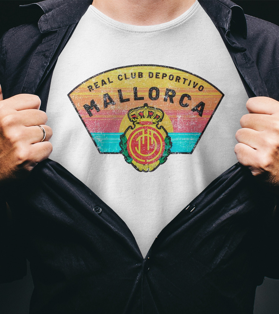 Real Club Deportivo Mallorca Vintage Logo Retro Stripes T-Shirt