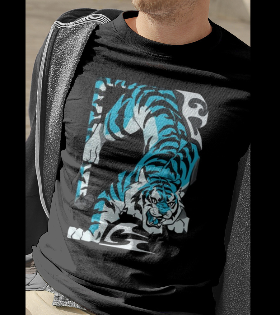 Mawili Poisonp1nk Blue Tiger Stripes T-Shirt