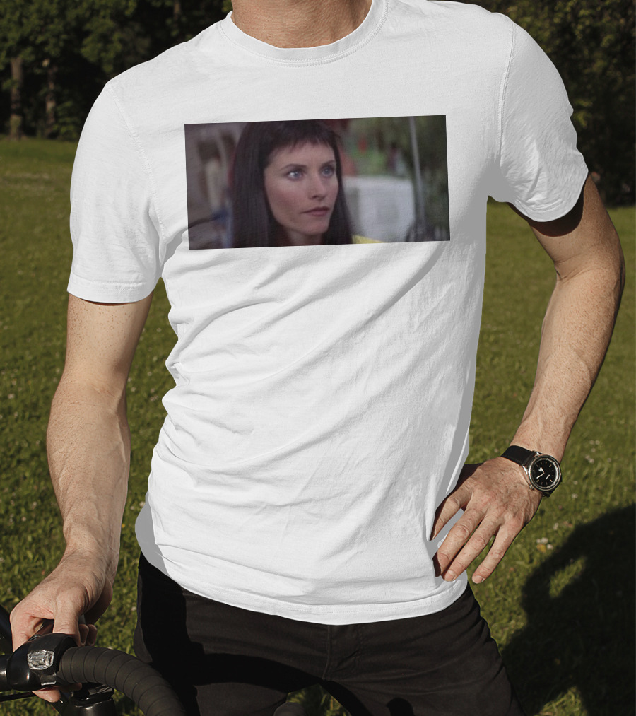 Courteney Cox Scream Movie Character House Party Scene T-Shirt