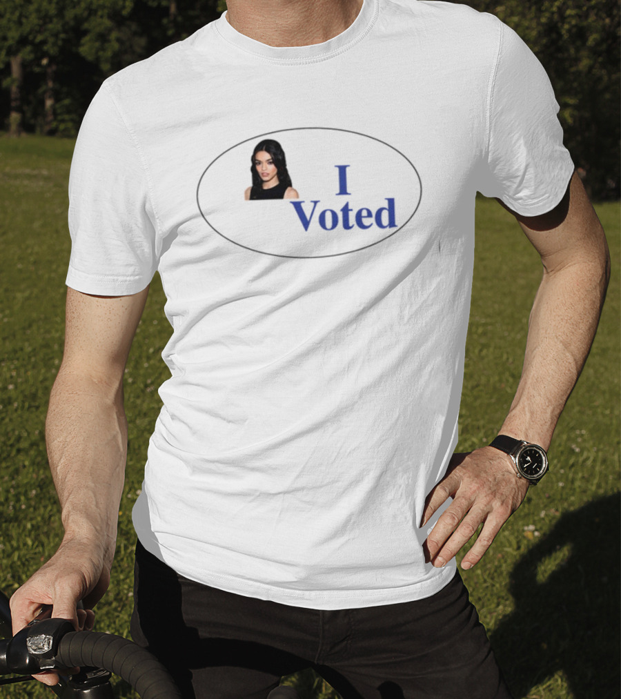 I Voted Saturn Rachel Zegler T-Shirt
