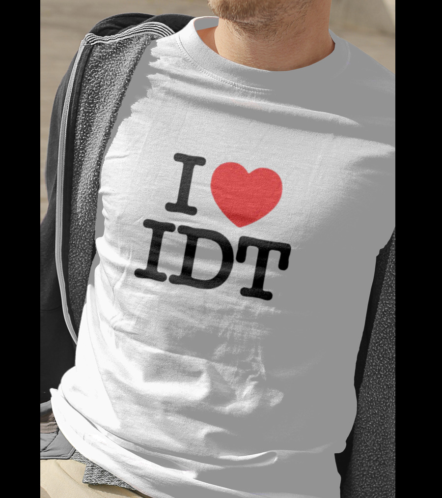I Heart IDT Bold Text With Red Heart T-Shirt