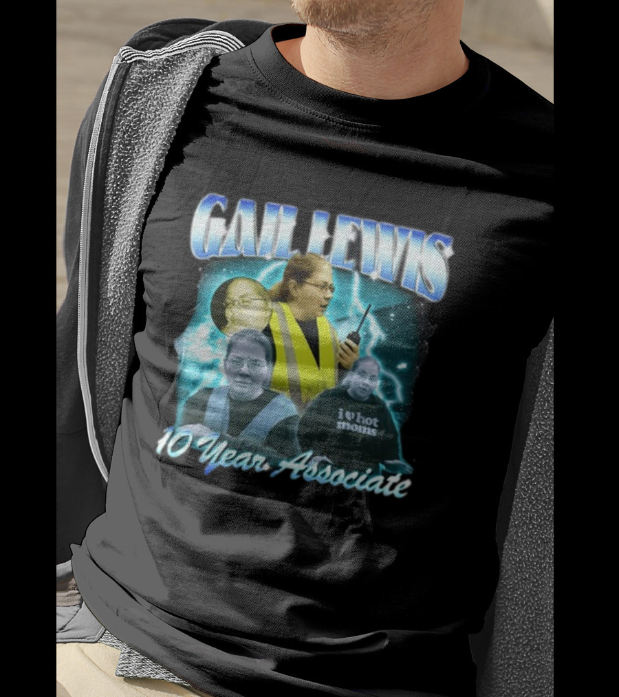 Gail Lewis 10 Year Associate I Love Hot Moms Vintage T-Shirt