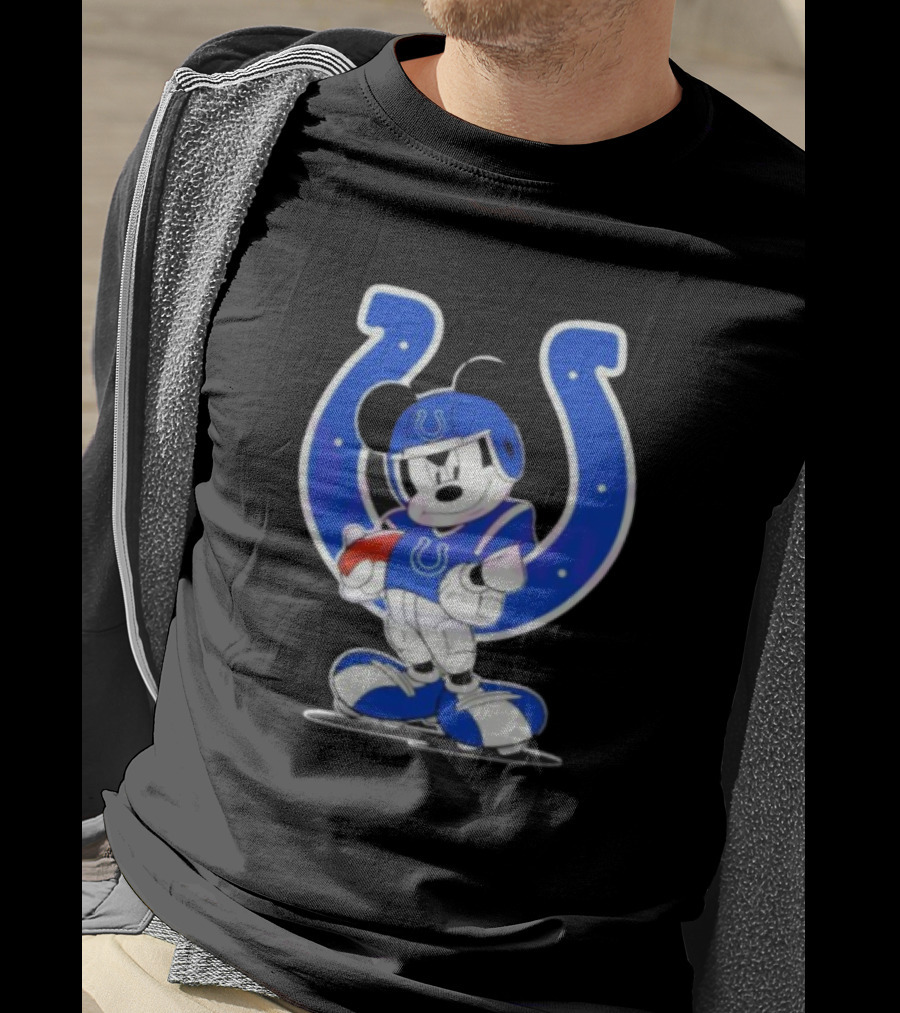 Indianapolis Colts NFL Mickey Mouse In Football Gear With Horseshoe T-Shirt