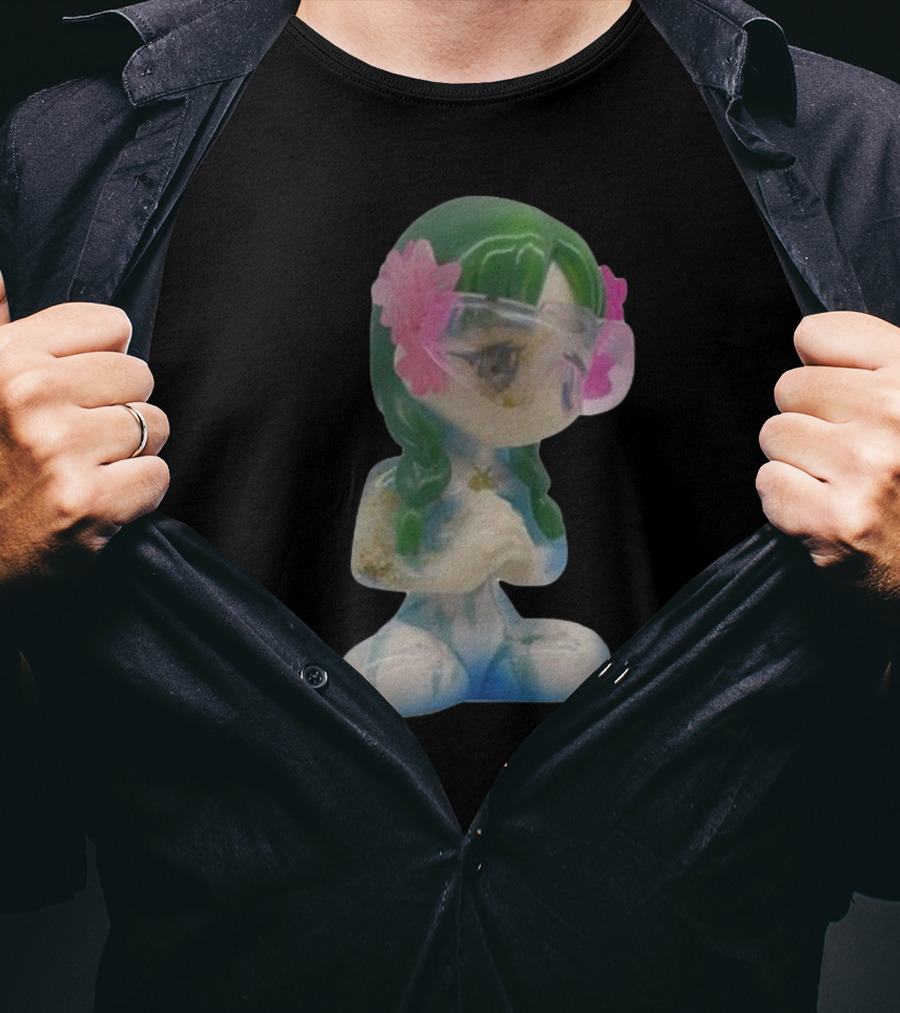 Kikillopieces Tanaka Resin Figurine With Green Hair And Pink Flower Accessories T-Shirt