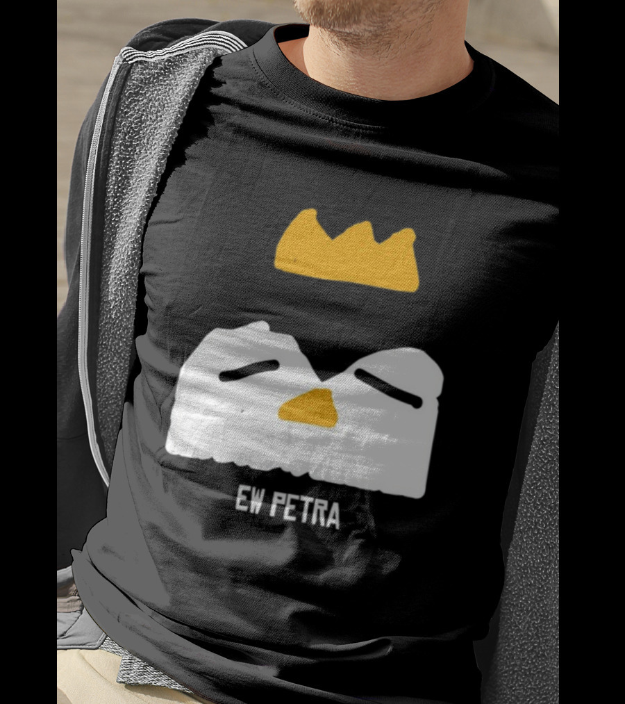 Ew Petra Gurin Clips Iconic T-Shirt