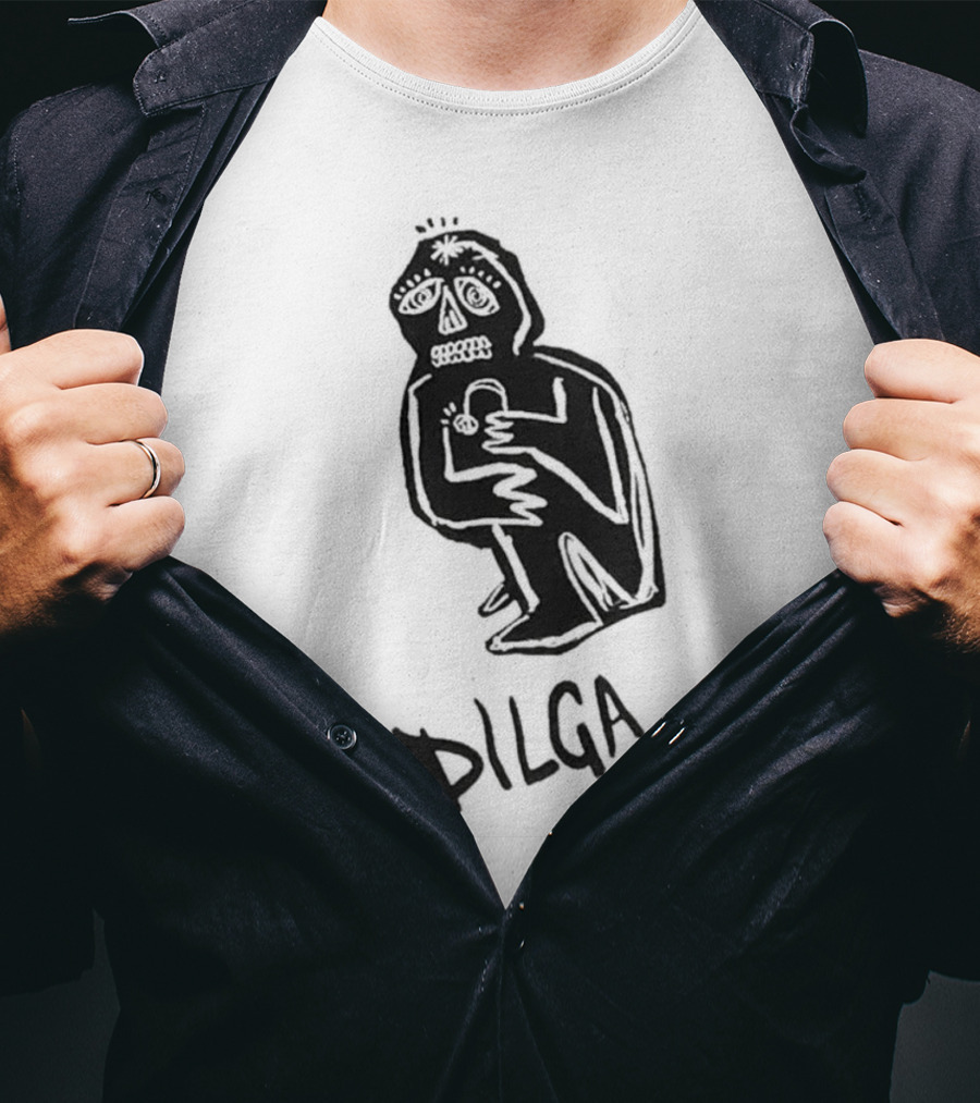 DILGA Boxy Character Holding Lock T-Shirt