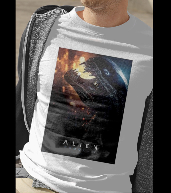 Alien Romulus 10th Distributed By 20th Century Studios T-Shirt
