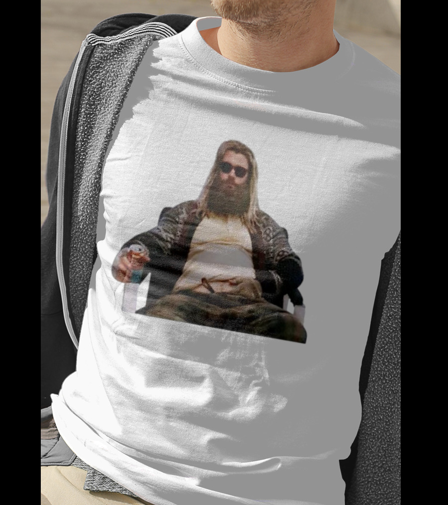 Marvel Avengers Endgame Fat Thor Sitting Relaxed With Drink T-Shirt