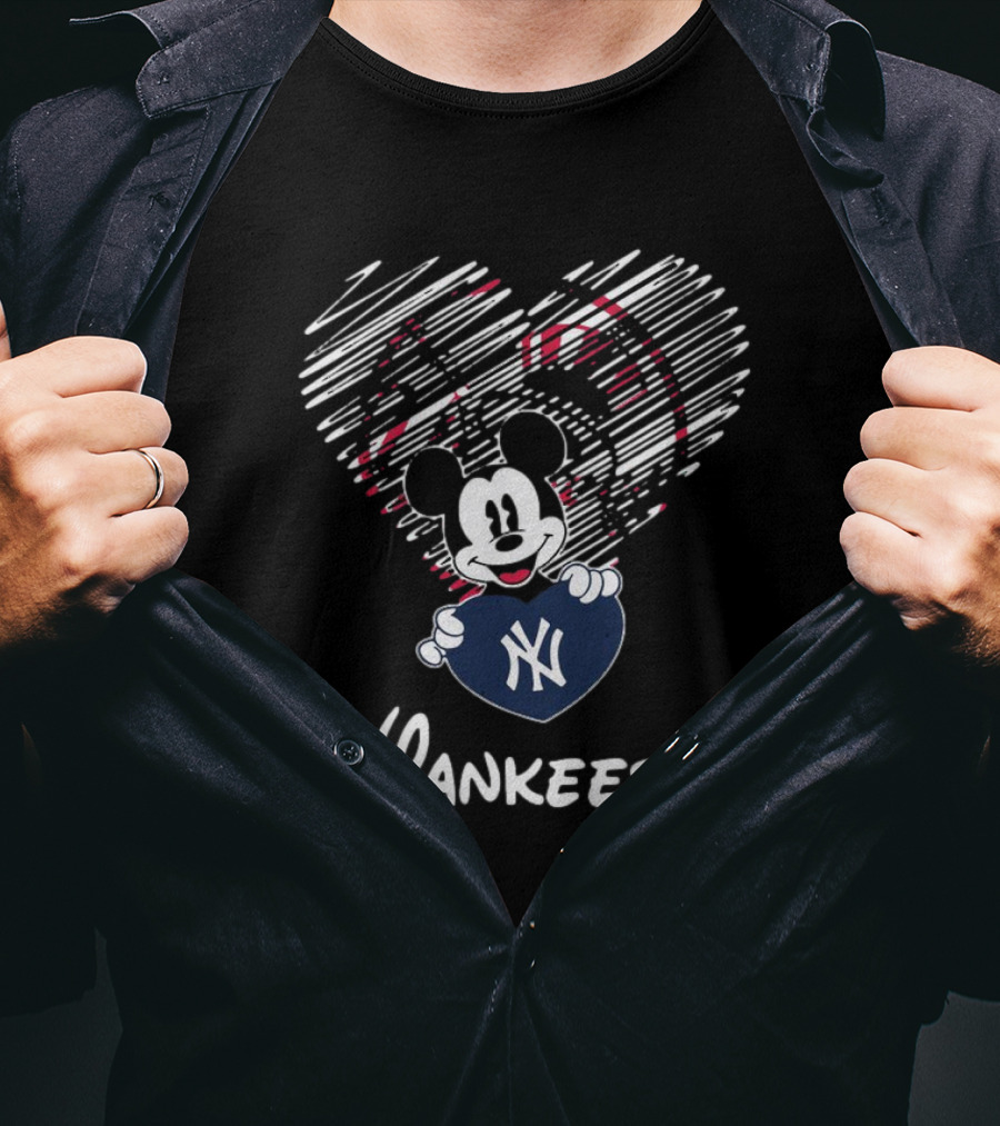 Mickey Mouse Yankees Heart Drawing T-Shirt