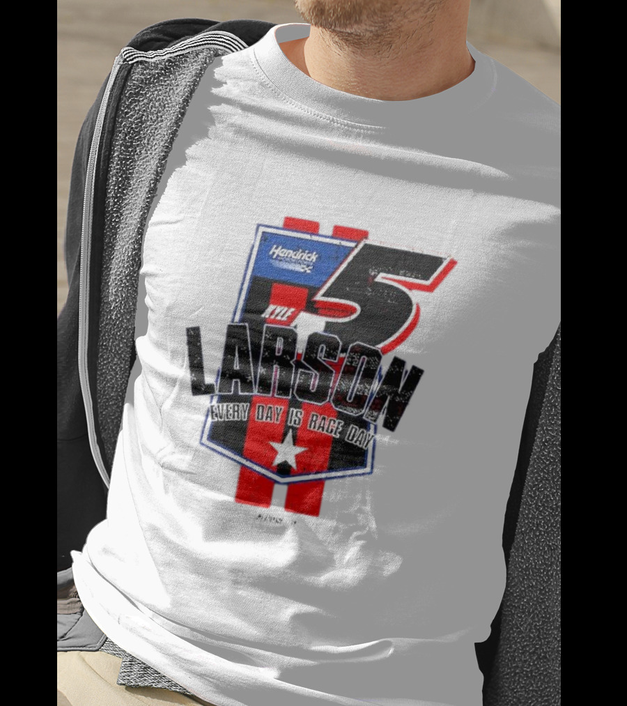 Kyle Larson Hendrick Motorsports Number 5 Every Day Is Race Day Flag T-Shirt