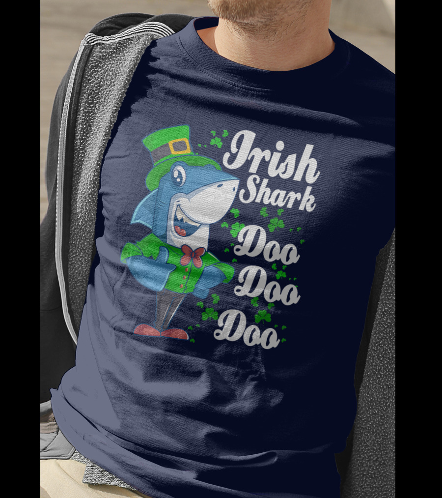 Irish Shark Doo Doo Doo Dad Shamrock Leprechaun Hat T-Shirt