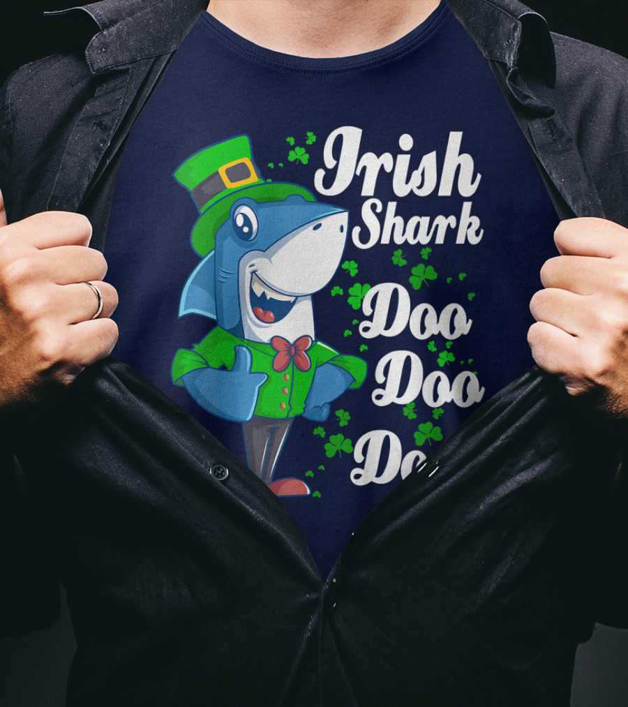 Irish Shark Doo Doo Doo Dad Shamrock Leprechaun Hat T-Shirt