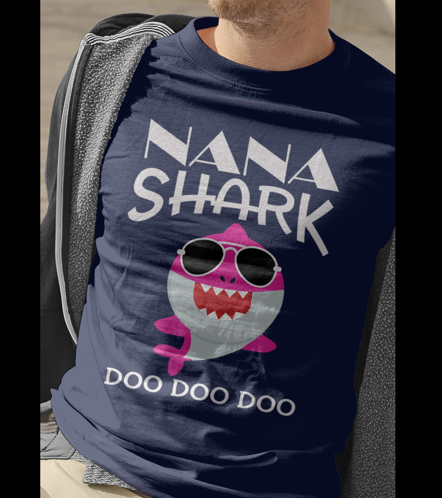 Nana Shark Doo Doo Doo Sunglasses Pink Cartoon T-Shirt