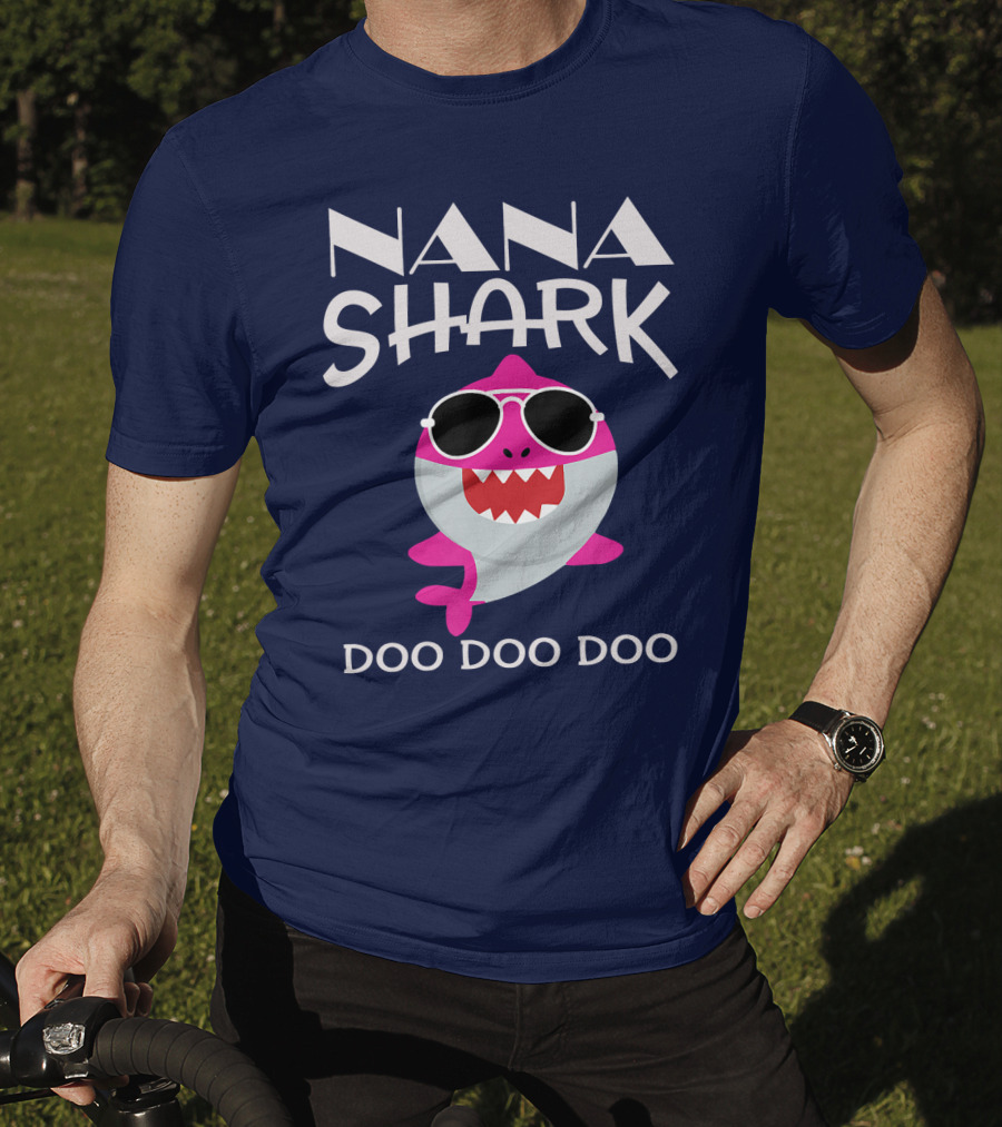 Nana Shark Doo Doo Doo Sunglasses Pink Cartoon T-Shirt