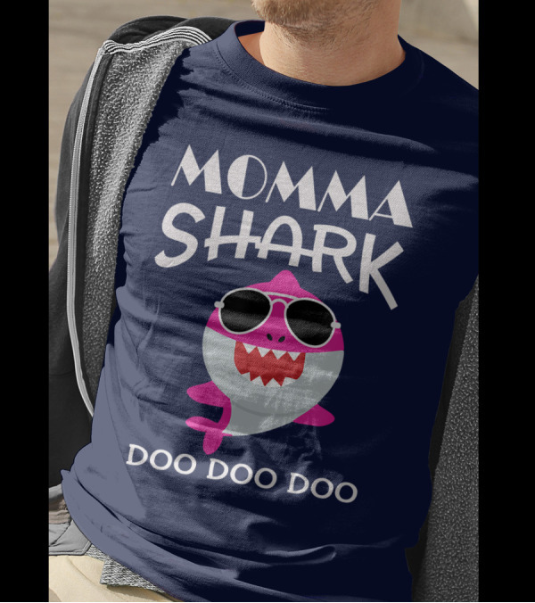 Momma Shark Doo Doo Doo Fun Sunglasses T-Shirt