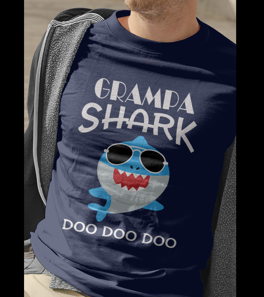 Grampa Shark Doo Doo Doo With Sunglasses Fun T-Shirt
