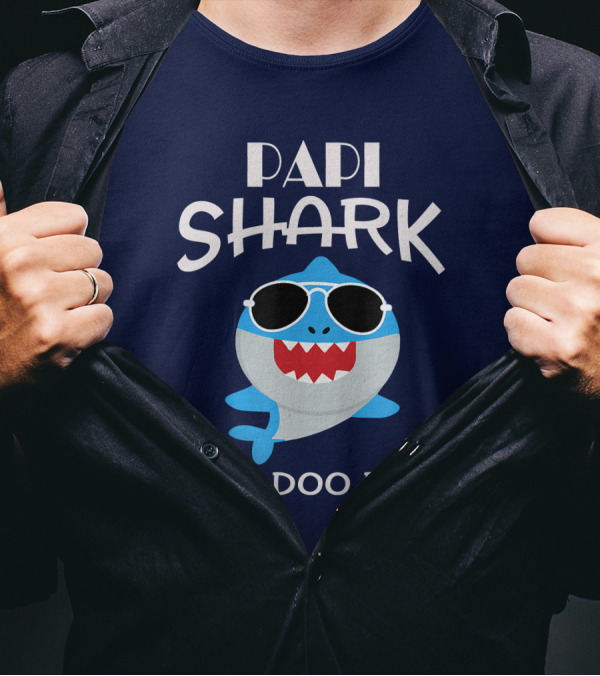 Papi Shark Doo Doo Doo Sunglasses Fun T-Shirt
