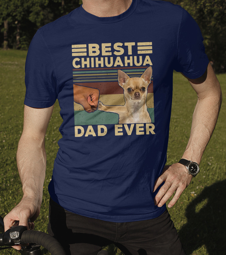Best Chihuahua Dad Ever Vintage Retro Fist Bump T-Shirt