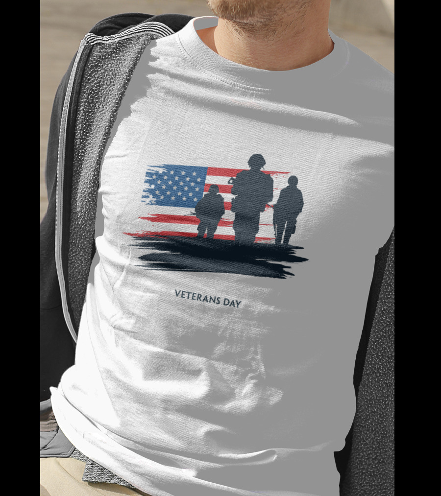 Veterans Day USA Flag With Soldier T-Shirt