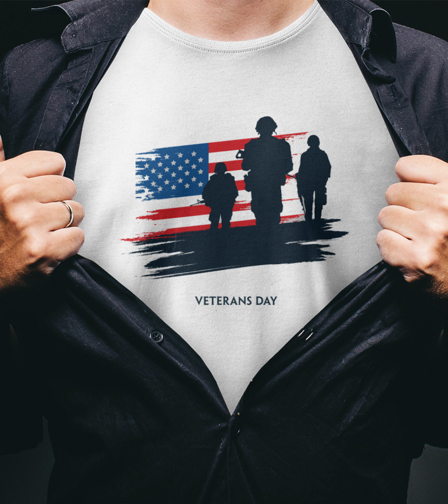 Veterans Day USA Flag With Soldier T-Shirt