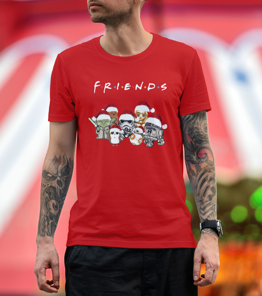 Star Wars Characters Yoda Chewbacca Porgs Stormtrooper R2 D2 C 3PO BB 8 Friends TV Show Christmas Santa Hats T-Shirt