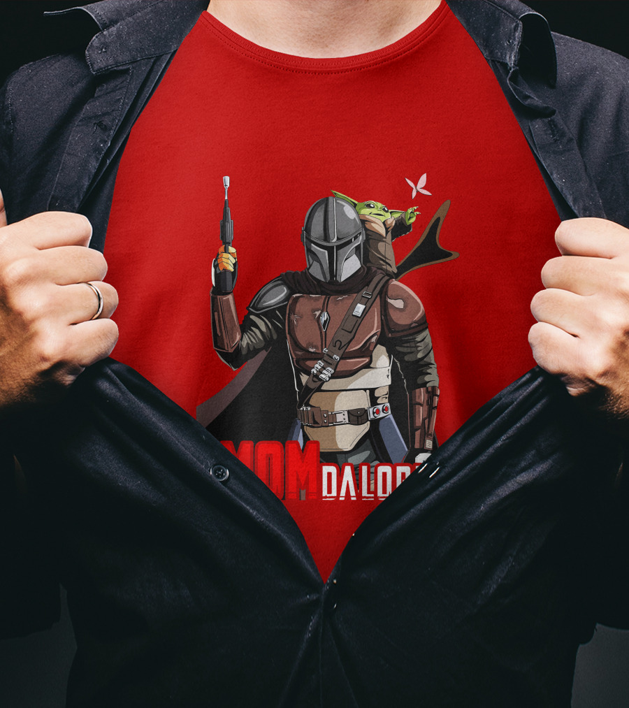 The Mom Dalorian Baby Yoda T-Shirt