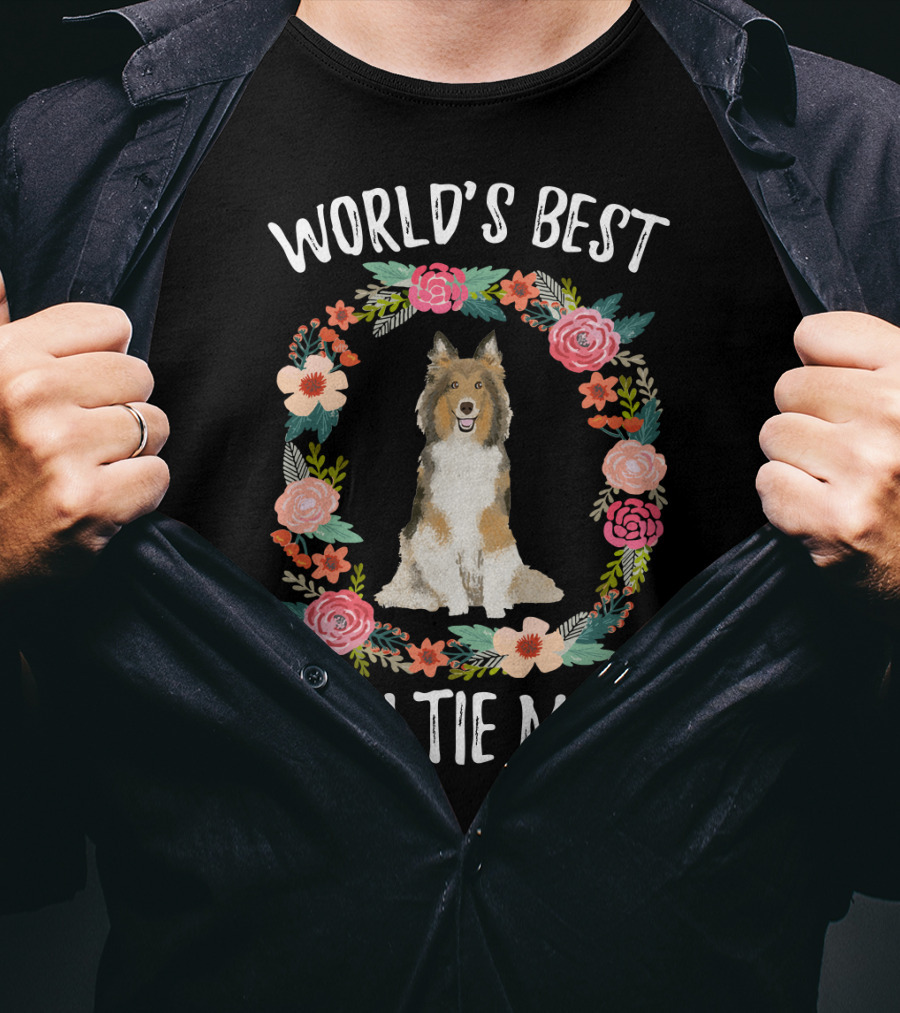 World's Best Sheltie Mom Floral Wreath T-Shirt