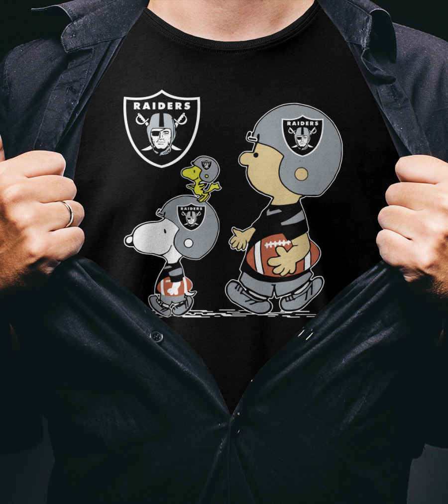 Raiders Christmas Peanuts Cute Football T-Shirt