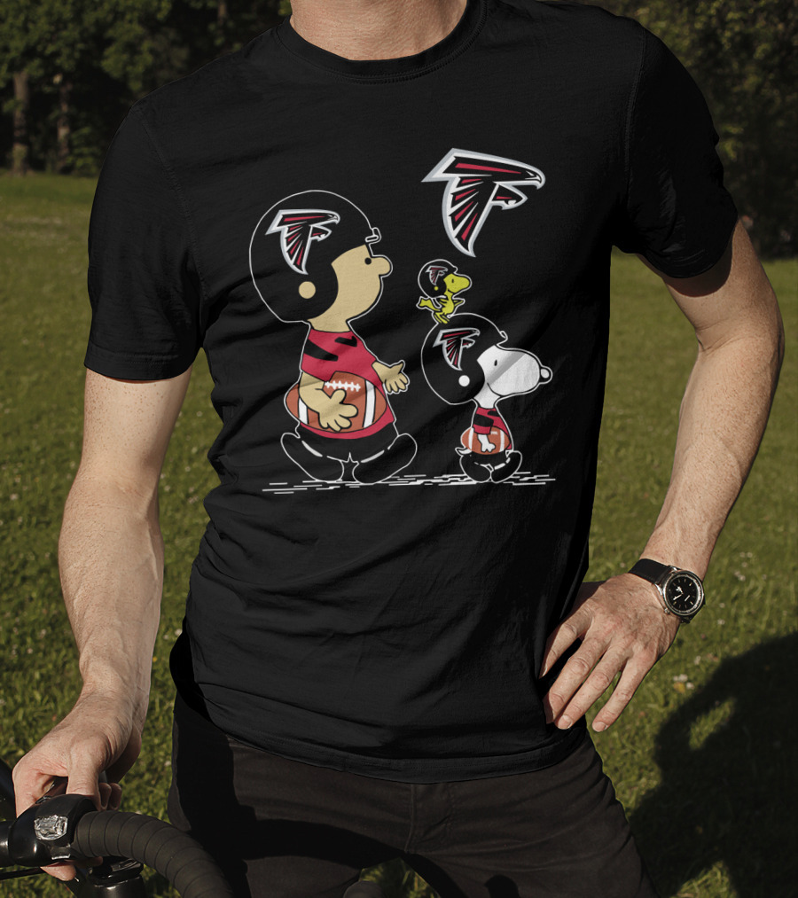 Peanuts Christmas Atlanta Falcons Football Charlie Brown Snoopy Woodstock T-Shirt