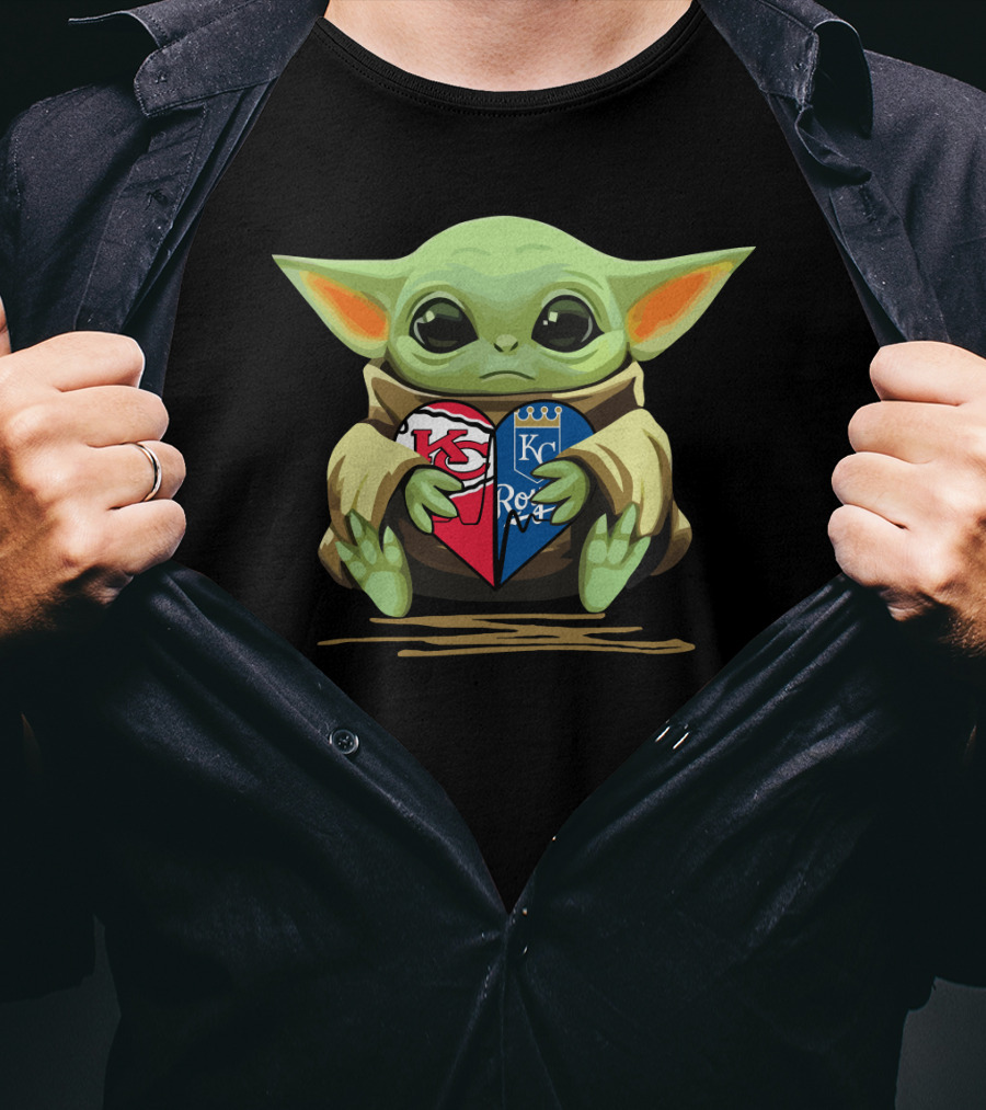 Baby Yoda Heart Kansas City Chiefs Royals T-Shirt