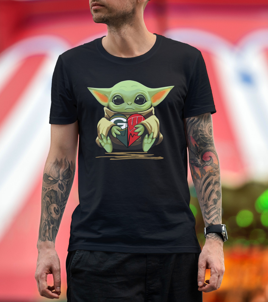 Baby Yoda Heart Green Bay Packers Wisconsin Badgers T-Shirt