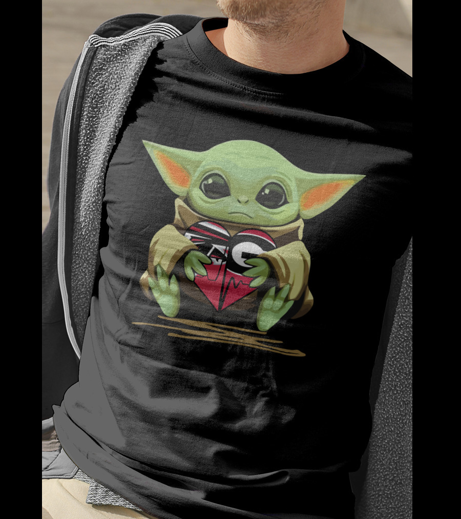 Baby Yoda Heart Atlanta Falcons Georgia Bulldogs T-Shirt