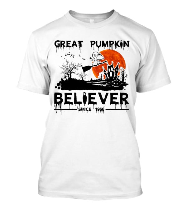 Great Pumpkin Believer Since 1966 Snoopy Flying On Broomstick Halloween Scene T-Shirt
