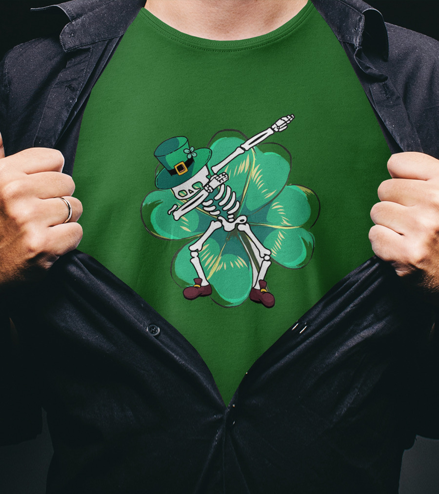 Dabbing Skeleton Leprechaun Shamrock St Patrick's Day T-Shirt